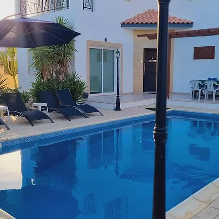Harjo Villa 3Bdr Aju Apartmán *